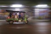 夢中購車之旅，夢中購車之旅，探索夢幻般的購車體驗