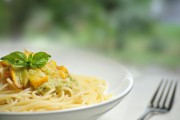 夢中的面食之旅，夢游面食之海，一場味覺的探險之旅