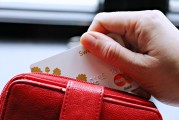 夢到錢包，財(cái)富與生活的啟示，夢到錢包，財(cái)富與生活的啟示