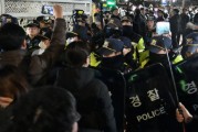 韓國陷入政治混亂，韓國企業在美國股市震蕩