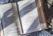 如何撰寫股票交易說明書？這種說明對交易操作有何幫助？