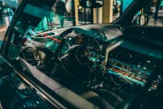 汽車板塊因業績驅動，被看好為潛力方向