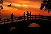 古風(fēng)游戲免費(fèi)探索，自由的天空，古風(fēng)大世界，無盡探索自由!