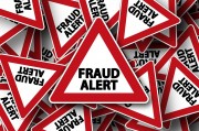 違規賣出500股，收益245元，他收到警示函：計入誠信檔案，提交書面整改報告！