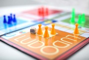 一款無限制的免費跳棋游戲，給你帶來無限的樂趣，無限制跳棋，讓生活充滿樂趣的游戲