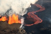 夢中驚現(xiàn)火山噴發(fā)，夢中驚現(xiàn)火山噴發(fā)的恐怖景象