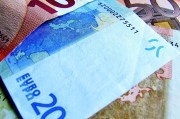 中信銀行：擬每10股派發現金股息1.722元 年度現金分紅比例28.37%