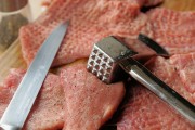 夢到吃豬肉的寓意與解析，夢到吃豬肉的寓意與解析