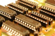美國宣布對筆記本電腦、智能手機、集成電路等豁免征收“對等關稅”