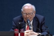60年！巴菲特宣布年末交棒，全場起立掌聲久久不息