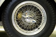 電動三輪車的啟動方法和操作技巧有哪些？啟動電動三輪車時需要注意哪些安全事項？
