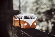 駕駛過程中剎車失靈時應如何應對？應對措施有哪些注意事項？