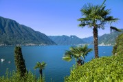 夢中的湖泊之旅，夢游湖泊之旅，一場夢境的探索