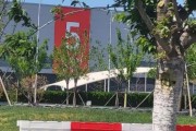 4月交付超2.8萬(wàn)輛！實(shí)探小米汽車(chē)工廠！銷(xiāo)售：訂單大增，交付周期拉長(zhǎng)至45周！