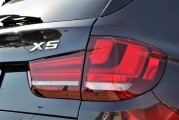 無錫一小鵬汽車起火，現場傳出爆炸聲！公司回應：排除動力電池起火