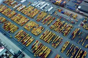 吉利攜"千里浩瀚"緊隨比亞迪入局智駕 行業轉向技術戰與生態競爭