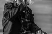 夢中的離別——當夢到去世的人再次離世，夢中的離別，與逝者再次離別的夢境探索