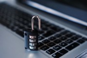 如何通過Google Analytics查詢網站流量？，一鍵掌握Google Analytics網站流量數據，提高運營效率