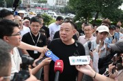 連發11條動態！于東來發聲：大家不要擔心我，若干年后，胖東來不是什么傳奇也不是神話