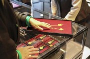 老鋪黃金又漲價了！這次是耳釘等低價產品，2個月前剛漲過