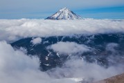 日本櫻島南岳山頂火山口噴發  煙霧高達3400米