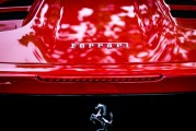 雷軍回應(yīng)小米賣一輛車虧6萬多：造車很苦，但成功一定很酷！
