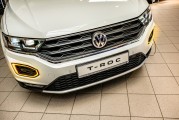 大眾途岳胎壓燈亮了如何復位？這種操作對車輛安全有何重要性？