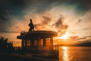 夢(mèng)中的時(shí)光隧道，與去世姥爺?shù)脑俅五忮耍瑝?mèng)中的時(shí)光隧道，與去世姥爺?shù)脑俅五忮? title=