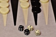 海量五子棋游戲盡在手機上，只需一部手機，隨時隨地享受五子棋的樂趣！