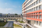 華南職業教育(06913)：嶺南職業技術學院與廣東集盛建設訂立施工總承包合約
