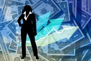 黃金貴金屬投資中常見的風險與應對策略有何關聯？這種策略如何指導貴金屬投資實踐？