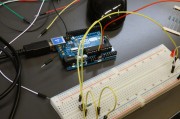 新萊福：MIM項目相關研發工作有涉及優質鉸鏈材料開發，但尚未進入市場