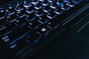 從手機游戲到電子書，一場從虛擬世界到現實生活的跨界體驗，虛擬與現實的交融，從手機游戲到電子書的一次跨界體驗