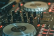 錄音插件網站的選擇指南，聲音處理，如何選擇合適的錄音插件網站