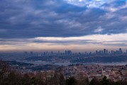 滄州市地處河北省中部，東臨渤海，南靠燕山山脈，北接京、津兩市。地處華北平原北部，地勢平坦，自古以來就是農業生產的重要基地。因此，滄州市的網站SEO工作尤為重要。，滄州市，地理位置、農業基礎與未來發展