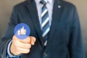 如何在Facebook上創建一個強大的個人品牌并成功推廣你的產品和服務？，五個步驟教你如何打造成功的個人品牌并在Facebook上推廣產品和服務