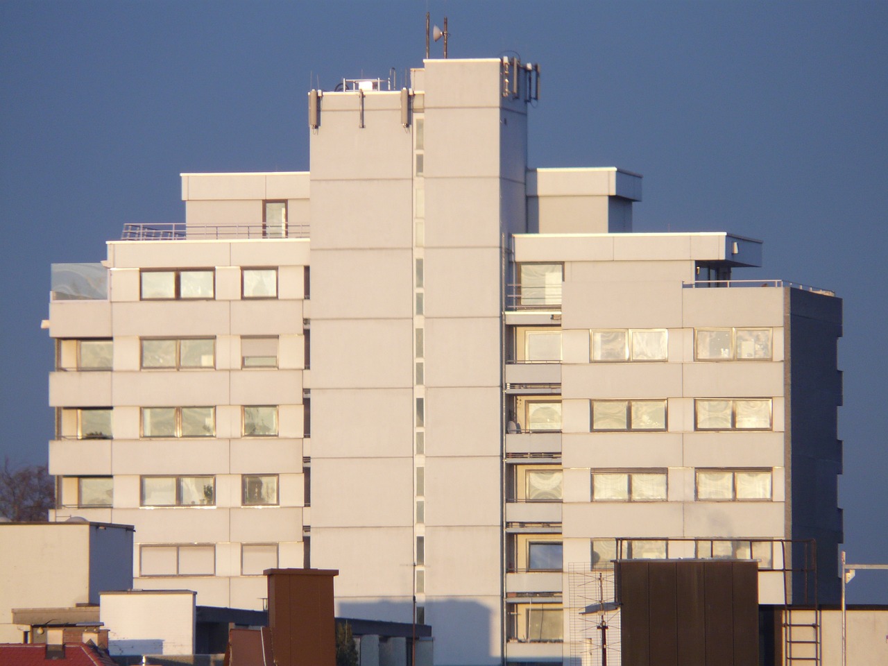 如何確保保障性住房的建設質(zhì)量?