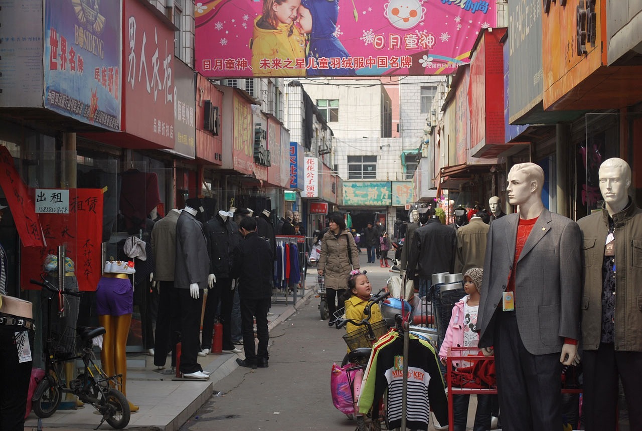 夢中的購物之旅，一次逛街買衣服的奇妙體驗