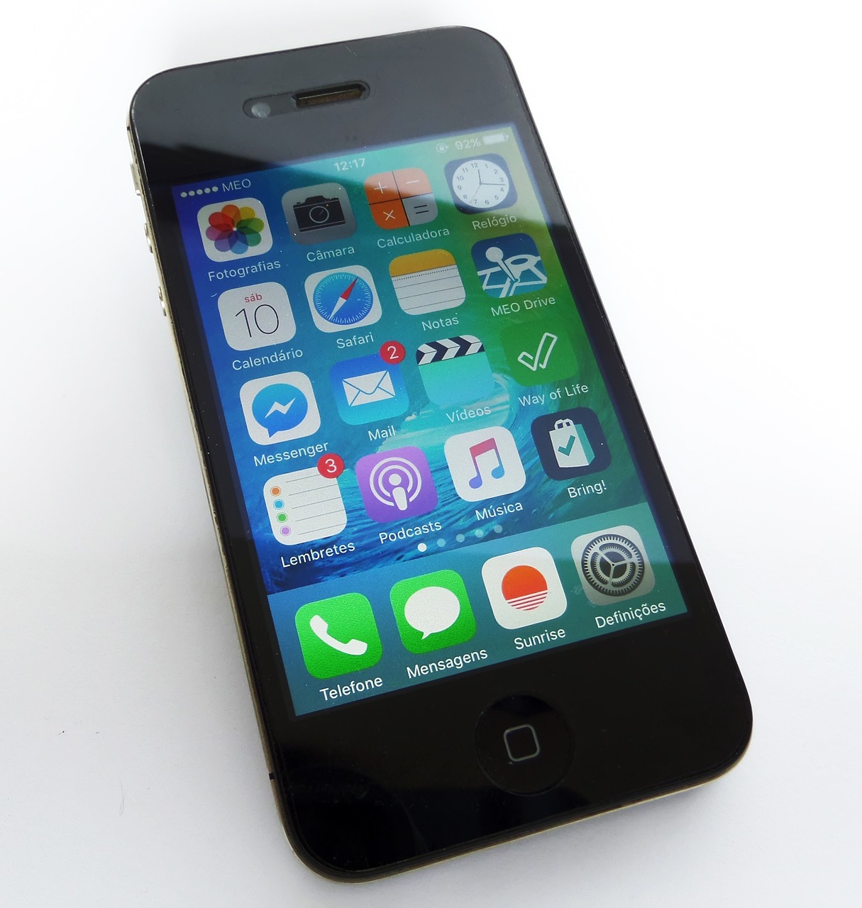 一文看懂|蘋果發(fā)布帶人工智能功能的iPhone 16、新款智能手表及耳機(jī)