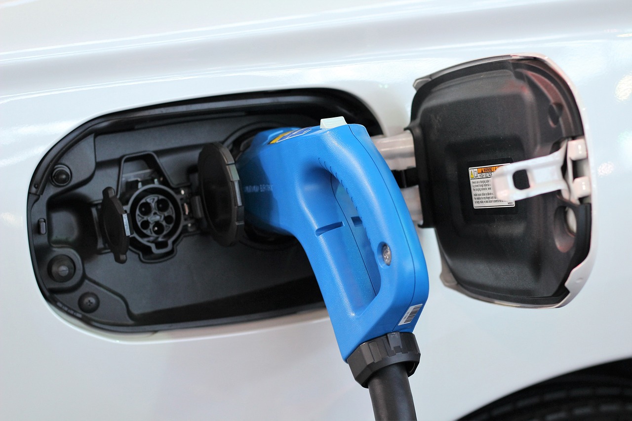 眾泰車鑰匙更換車載電池的方法有哪些？更換鑰匙車載電池時應注意哪些細節？