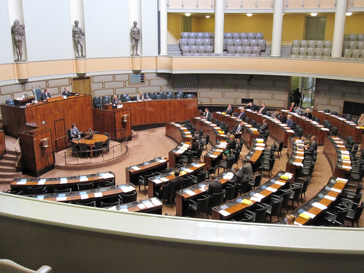 國晟科技:第五屆董事會第十五次會議決議公告