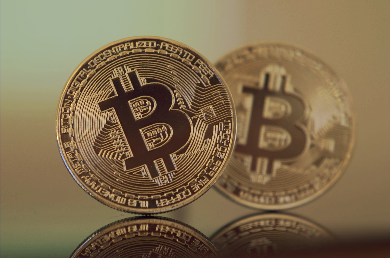 SEO網(wǎng)站費(fèi)用全解析，投資與回報(bào)的平衡之道，SEO投資回報(bào)分析，揭秘網(wǎng)站優(yōu)化成本與效益平衡秘訣