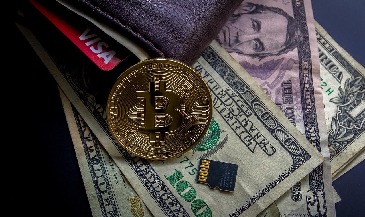 多只“迷你”貨幣ETF漲停！業內提示炒作風險