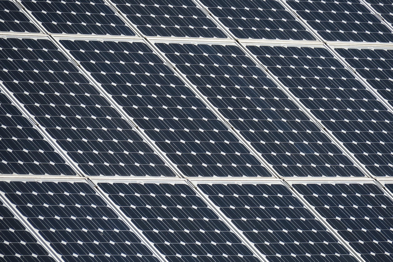 光伏發電公司注冊全攻略，流程、注意事項及所需材料