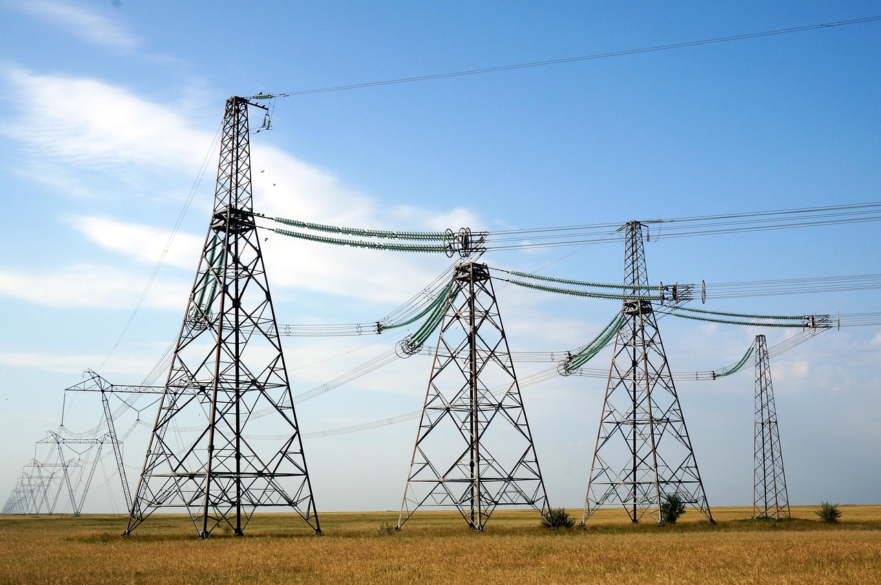 內(nèi)蒙華電:內(nèi)蒙古蒙電華能熱電股份有限公司董事會(huì)關(guān)于本次交易履行法定程序的完備性、合規(guī)性及提交法律文件有效性的說(shuō)明