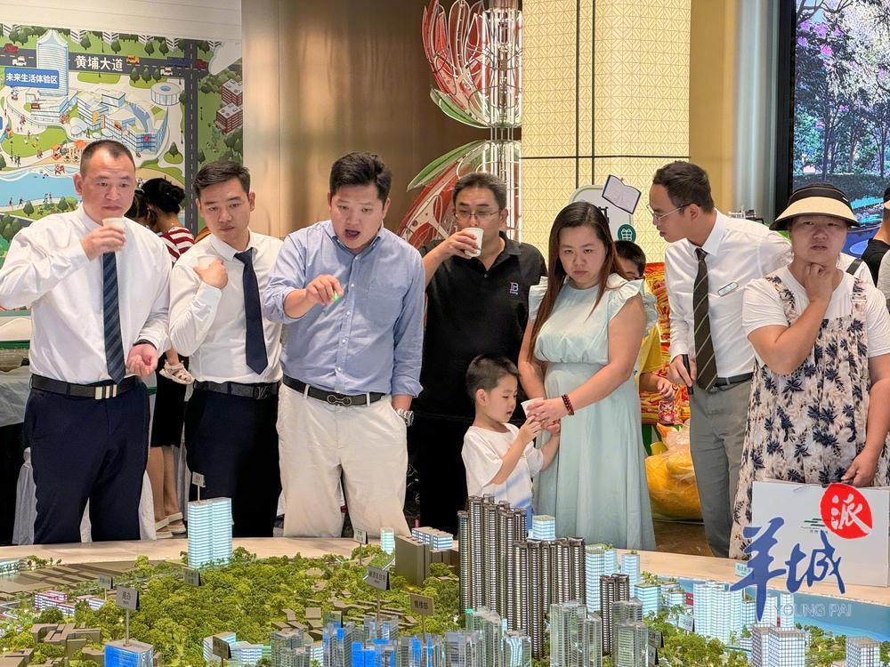 廣州多個樓盤到訪量激增，開發商多種方式讓購房者更安心
