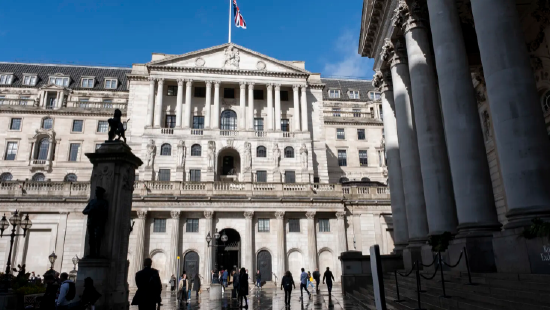 工黨政府公布增稅預算后，英國借貸成本飆升