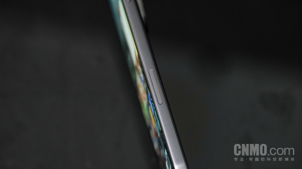 出片還不就是小事！OPPO Find X8系列抬手就出片