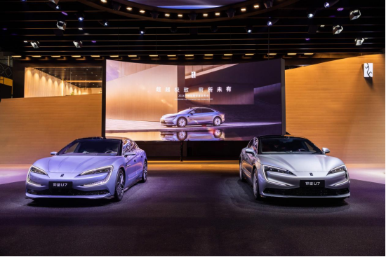 直擊廣州車展：雷軍的車“很亮眼”，但余承東的車“更神秘” | 次世代車研所