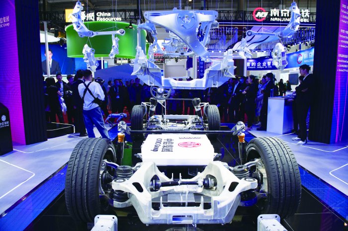 智能化、品牌化、低碳化 汽車業(yè)以“鏈”為媒謀轉(zhuǎn)型